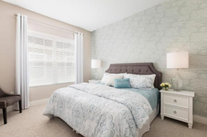 3 BR 3 BA Villa 5min to Disneyworld Hot Tub BBQ